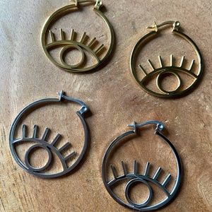 Flirty Eye Hoops